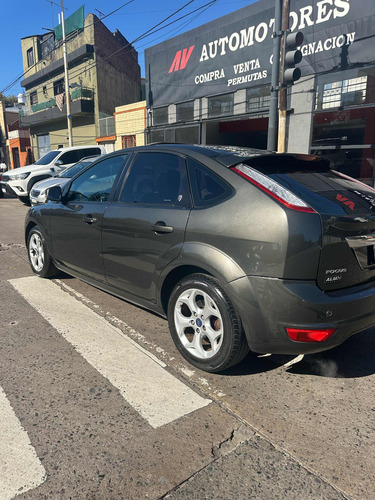 Ford Focus 2 Focus guia 2.0 AT