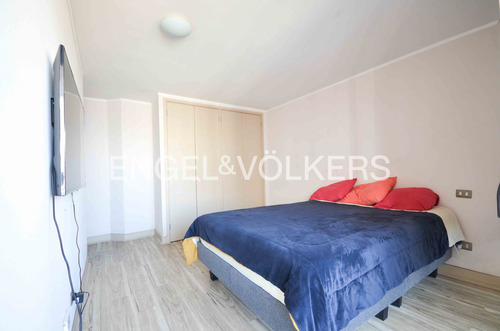 Departamento En Av, Cerro Paranal 83 M2 Totales