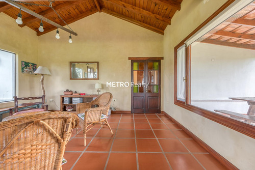 Casa En Venta Sobre Lote De 1 Hectarea En Loma Escondida, Open Door