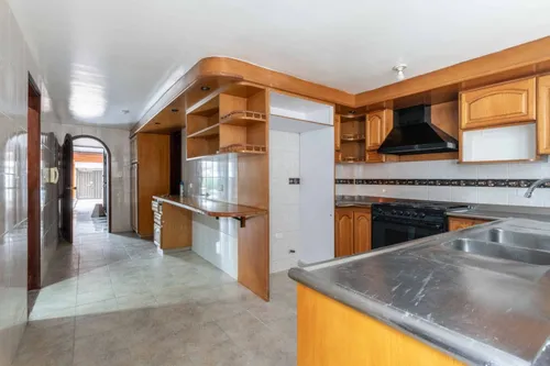 Casa En Venta En Puente Largo. Cod V5967
