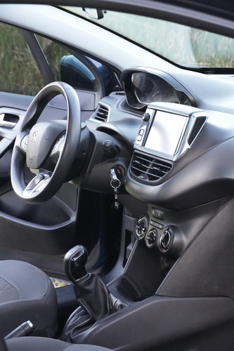 Peugeot 208 1.6 Allure Touchscreen