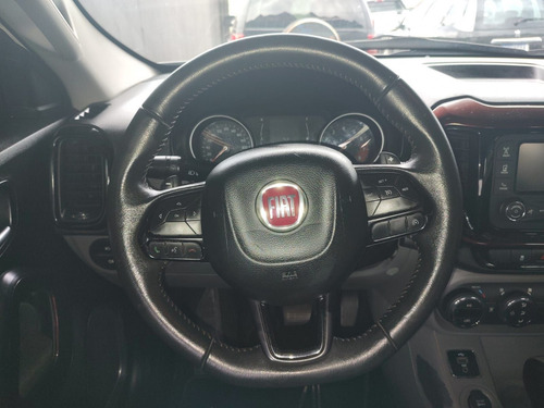 Imagem 3 de 12 de Fiat Toro Freedom 1.8 16v Flex Aut. 2016/2017