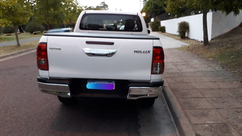 Toyota Hilux Sr Dc 4x4 6 Mt 2020