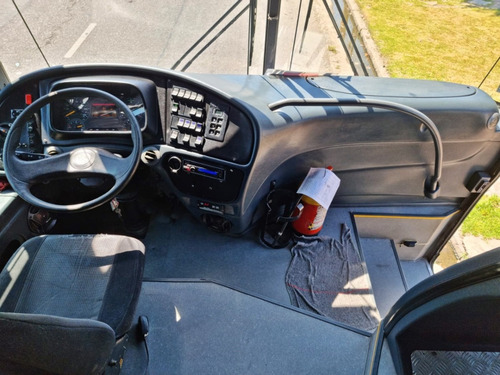 Ómnibus Mercedes Benz 1618 45 Asientos Sin Baño 2011