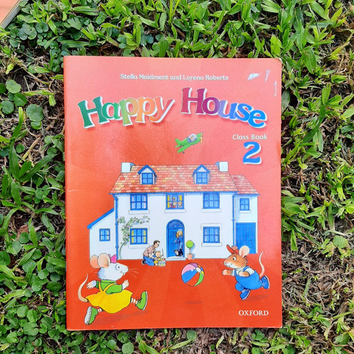 Happy House .class Book 2.olivos 