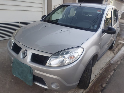Renault Sandero 1.6 Authentique Hi-torque 5p