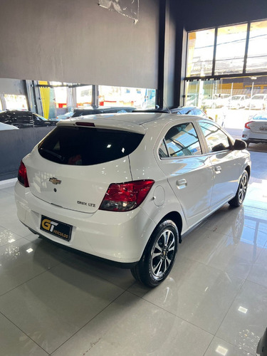 Chevrolet Onix 1.4 MPFI LTZ 8V FLEX 4P AUTOMÁTICO