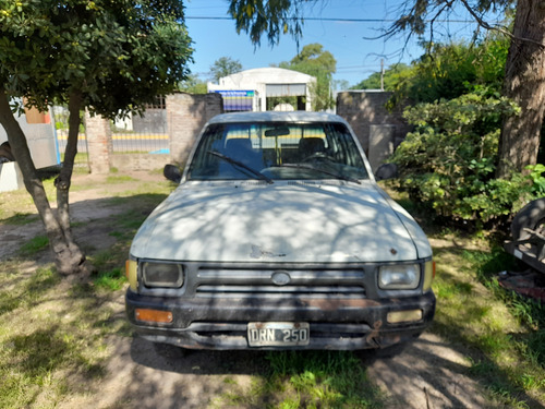 Toyota Hilux 2.8 D/cab 4x2 D Dlx