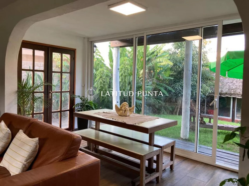 Preciosa Casa De 3 Dormitorios En Pinares
