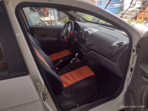 Fiat Palio 1.6 16v Essence Flex Dualogic 5p