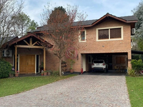 Casa En Venta En Mapuche Country Club, Pilar, G.b.a. Zona Norte
