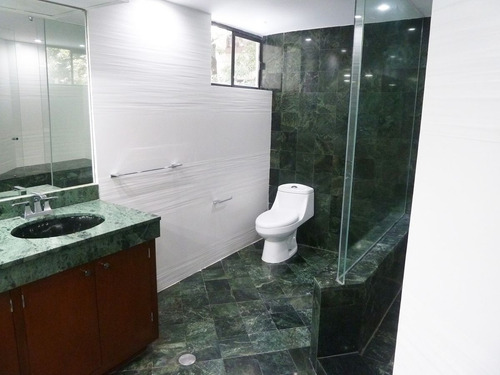 Imagen 22 de 30 de Departamento Remodelado En Venta En Bosques De Las Lomas