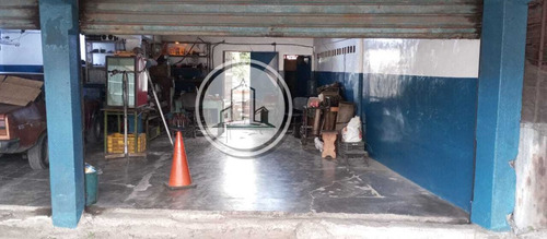 En Venta Casa Con Local, Ubicado En Los Aviadores, 007jsc
