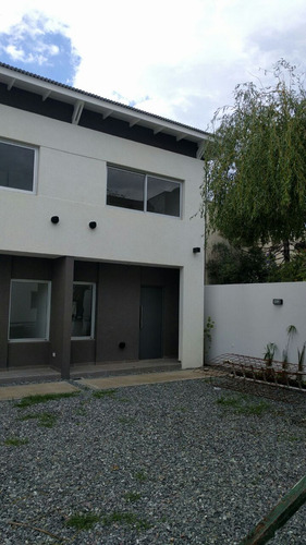 Venta Duplex 3 Amb. En Ituzaingo .