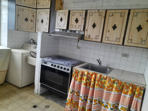 Apartamento En Venta En Petare 76m2