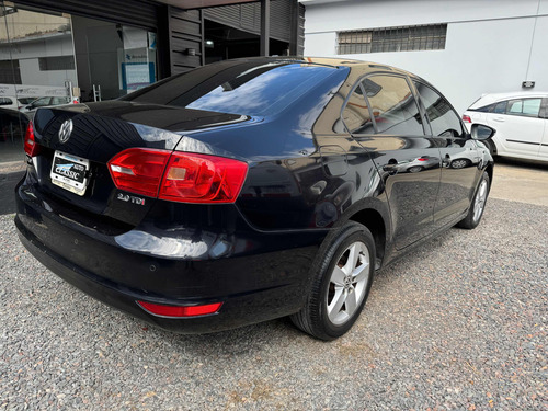 Volkswagen Vento 2.0 Luxury I 140cv