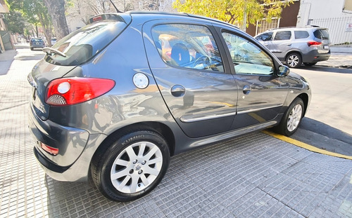 Peugeot 207 1.6 Xt