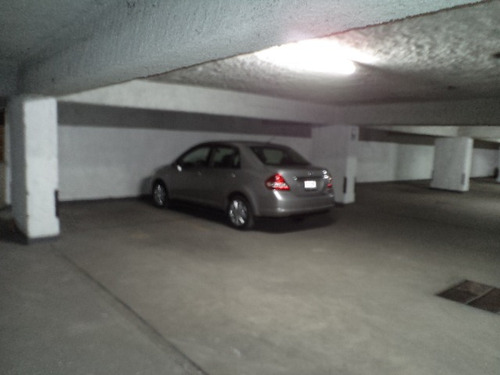 Alquilo Cochera/estacionamiento Sótano Shell/larco Miraflores