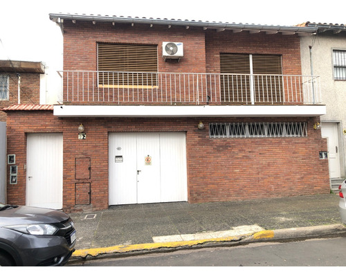 Propiedad Comercial Con Vivienda En Venta Martinez