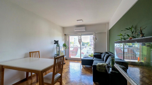 Caballito Excelente Semipiso De 4 Amb  Frente Con Balcon