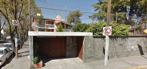 Casa En Venta De Recuperacion Bancaria, Xochimilco, Cdmx Laab2