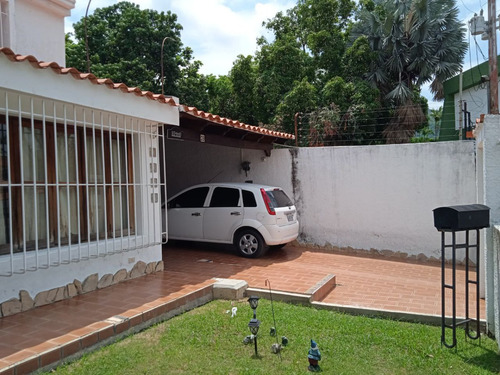 Yonny Silva Rentahouse Carabobo Vende Excelente Casa En Las Clavellinas Valencia Rcys 23-31050