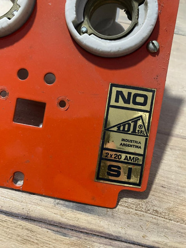 Porta Tapones Chapa Idi 2x20amp