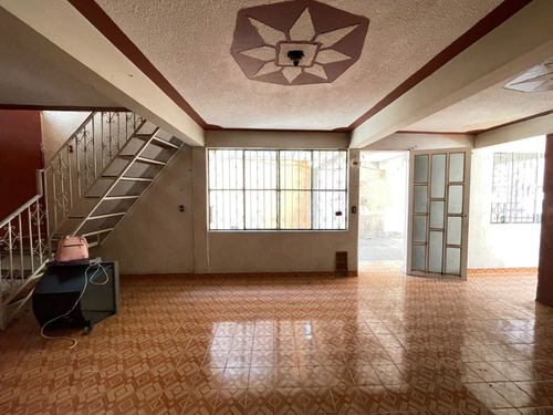 ¡vive O Invierte En Una Propiedad Con Alto Potencial En Ecatepec! Casa En Venta En Lazaro Cardenas, Ecatepec De Morelos
