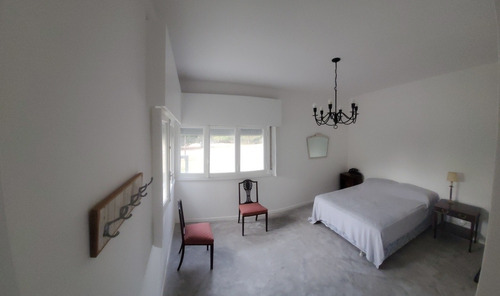 Imagen 5 de 11 de Casa Quinta En Hermoso Lugar, Bosque Propio 8 Hectareas, Zona Rural, Camino Asfaltado, Seguridad Priv. A 500mts Del Río. Se Puede Alquilar Por 15ena O Mes Durante El Verano. Cómodo Para 8 Personas.