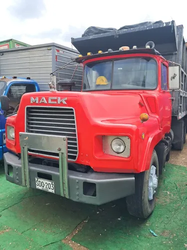 Mack Rd690s Volqueta