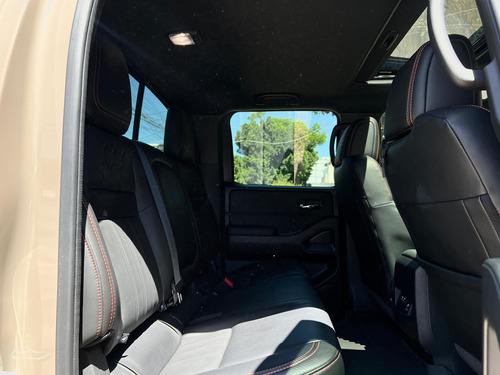Nissan Frontier 3.8 V6 Pro-4X 4Wd At
