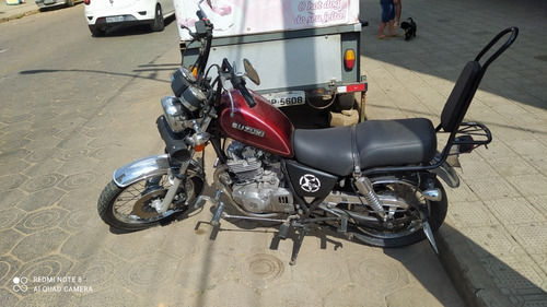 Suzuki Intruder