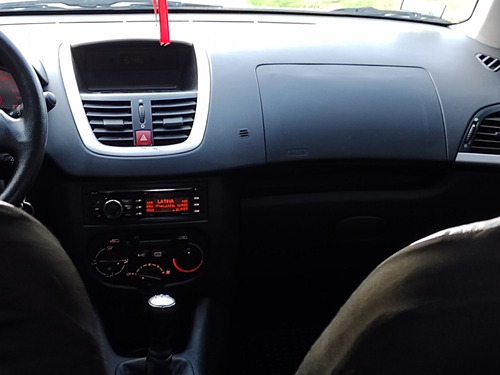 Peugeot 207 1.4 Allure 75cv