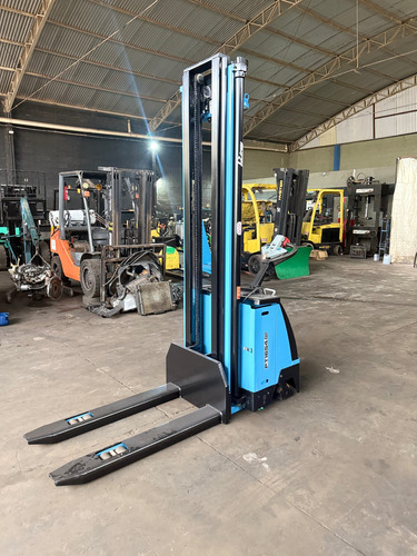 Empilhadeira Patolada Paletrans Pt1654 ! 1,6 Ton Torre 5,40