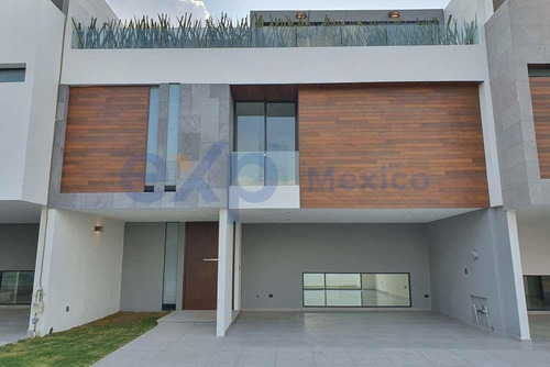 Imagen 1 de 3 de Casa En Venta En Lomas De Angelópolis