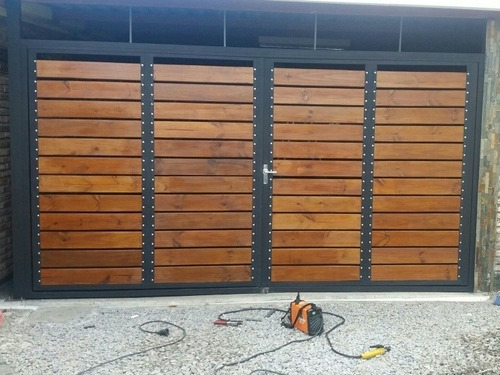 Imagen 6 de 10 de Cerramiento Hierro Madera Portones