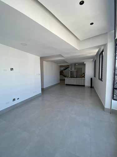 Venta De Penthouse En Evaristo Morales