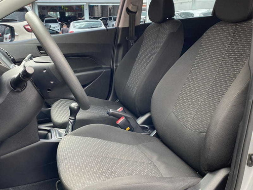 Imagem 14 de 15 de Hyundai Hb20 1.0 Comfort