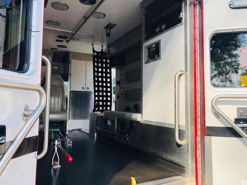 Imagen 11 de 15 de Freightliner 2009 Ambulancia T9 Diesel