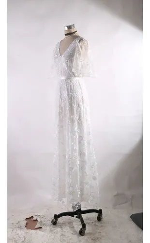 Vestido De Novia Con Mangas De Pétalos Y Cuello En V