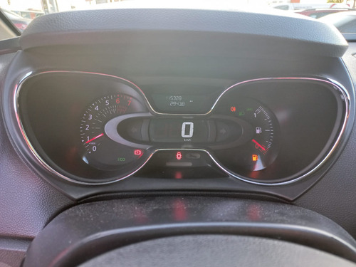 Renault Captur 2.0 Zen
