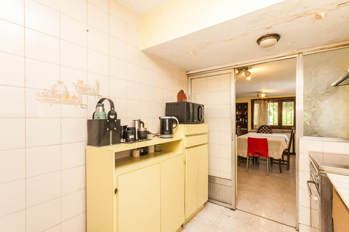 Venta Casa 5 Ambientes En Turdera S/ Lote 1000m2