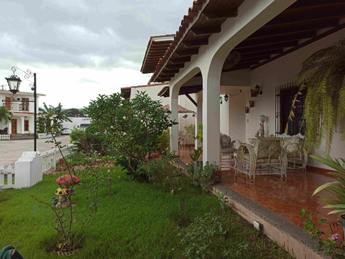 Imagen 3 de 22 de Hermosa Casa Quinta En Urb La Mantuana Country . Lis #22-9217