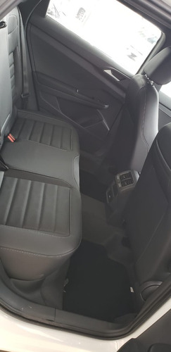 Imagen 11 de 14 de Volkswagen Taos Hero 250 Tsi At Romera Hnos
