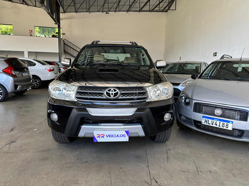 Toyota SW4 3.0 Srv 7l 4x4 Aut. 5p