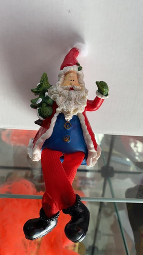 Imagem 9 de 10 de 4 Enfeite De Natal Papai Noel Feito Em Resina Para Decoração