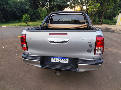 Toyota Hilux 2.8 Tdi Srv Cab. Dupla 4x4 Aut. 4p