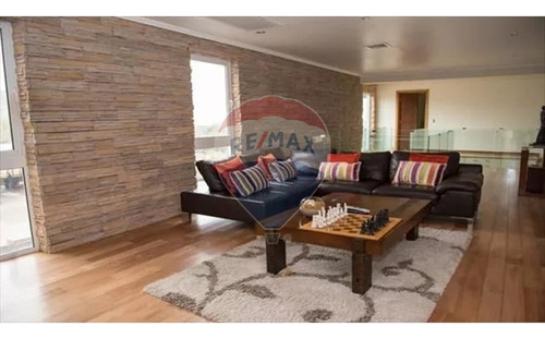 Exclusiva Casa En Chicureo 6d+3b 12 Estac+bodega
