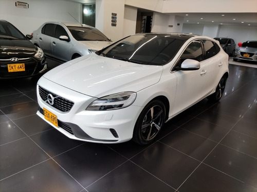 Volvo V40 T4r Design 2018