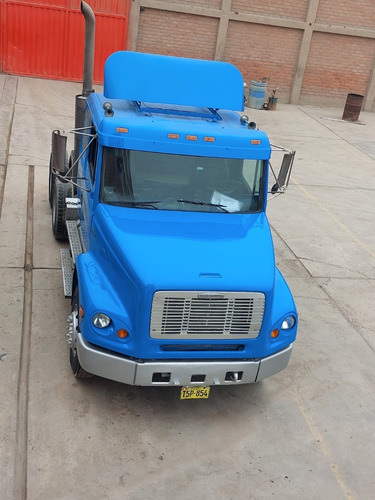 Imagen 6 de 25 de Freightliner Fl112